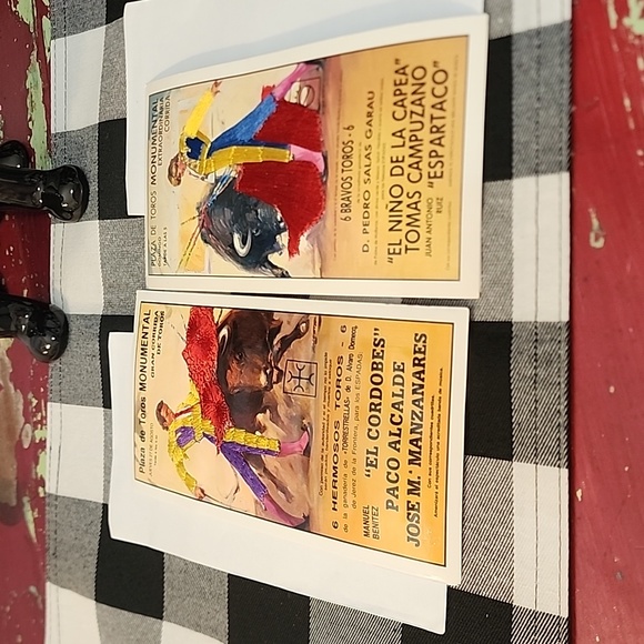 Vintage Bull Fighter Post Cards From Spain - Picture 1 of 5